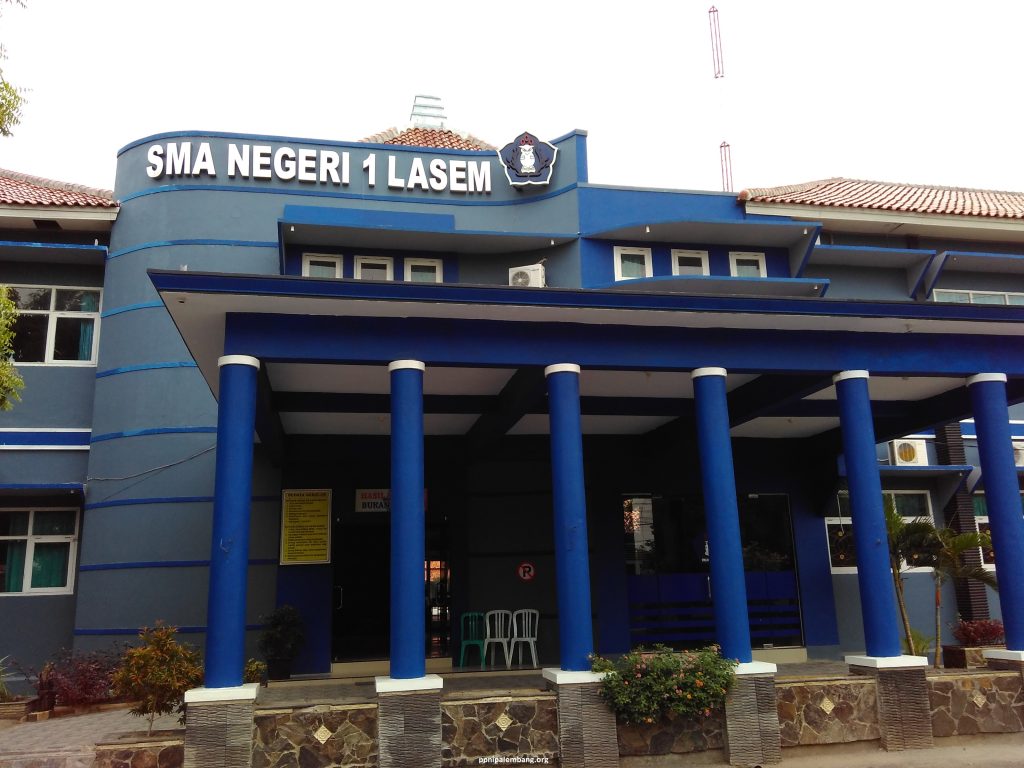 SMA Rembang