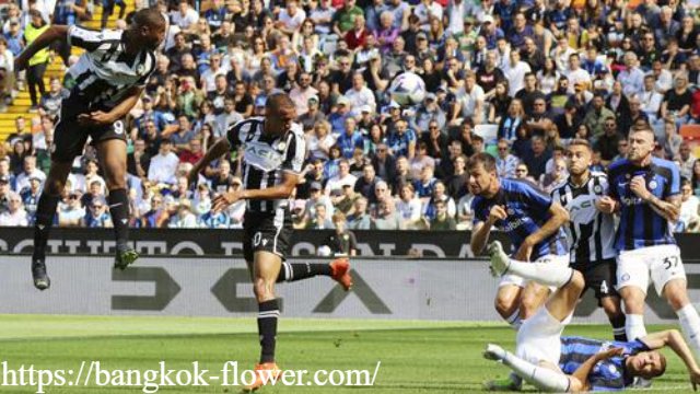 Napoli Bidik Kobbie Mainoo